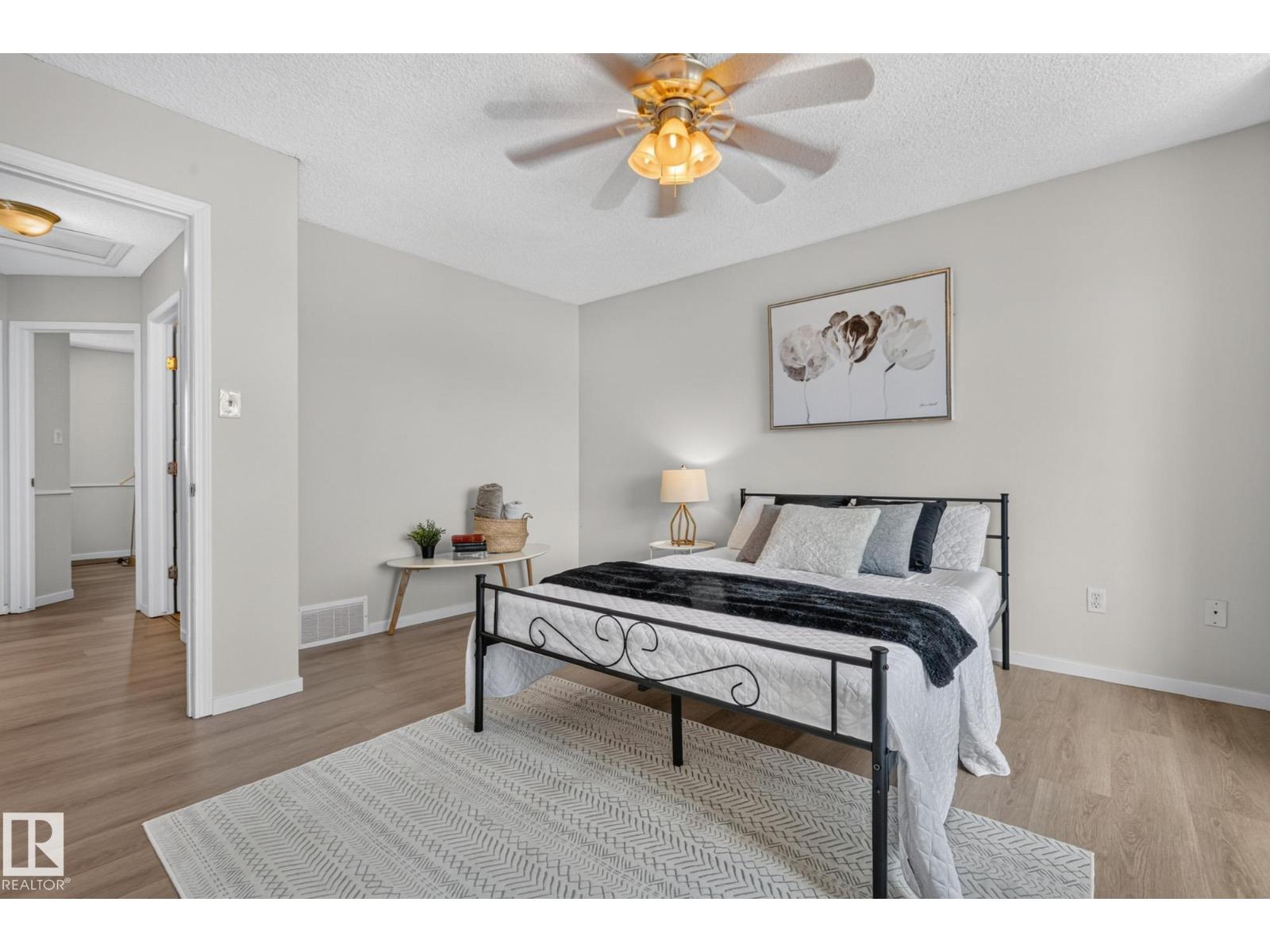 718 88A ST SW - 20