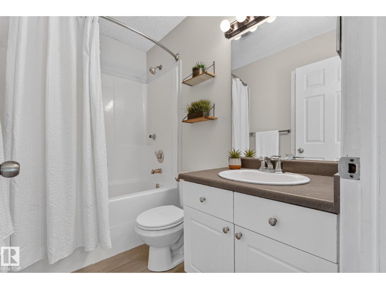 718 88A ST SW - 24