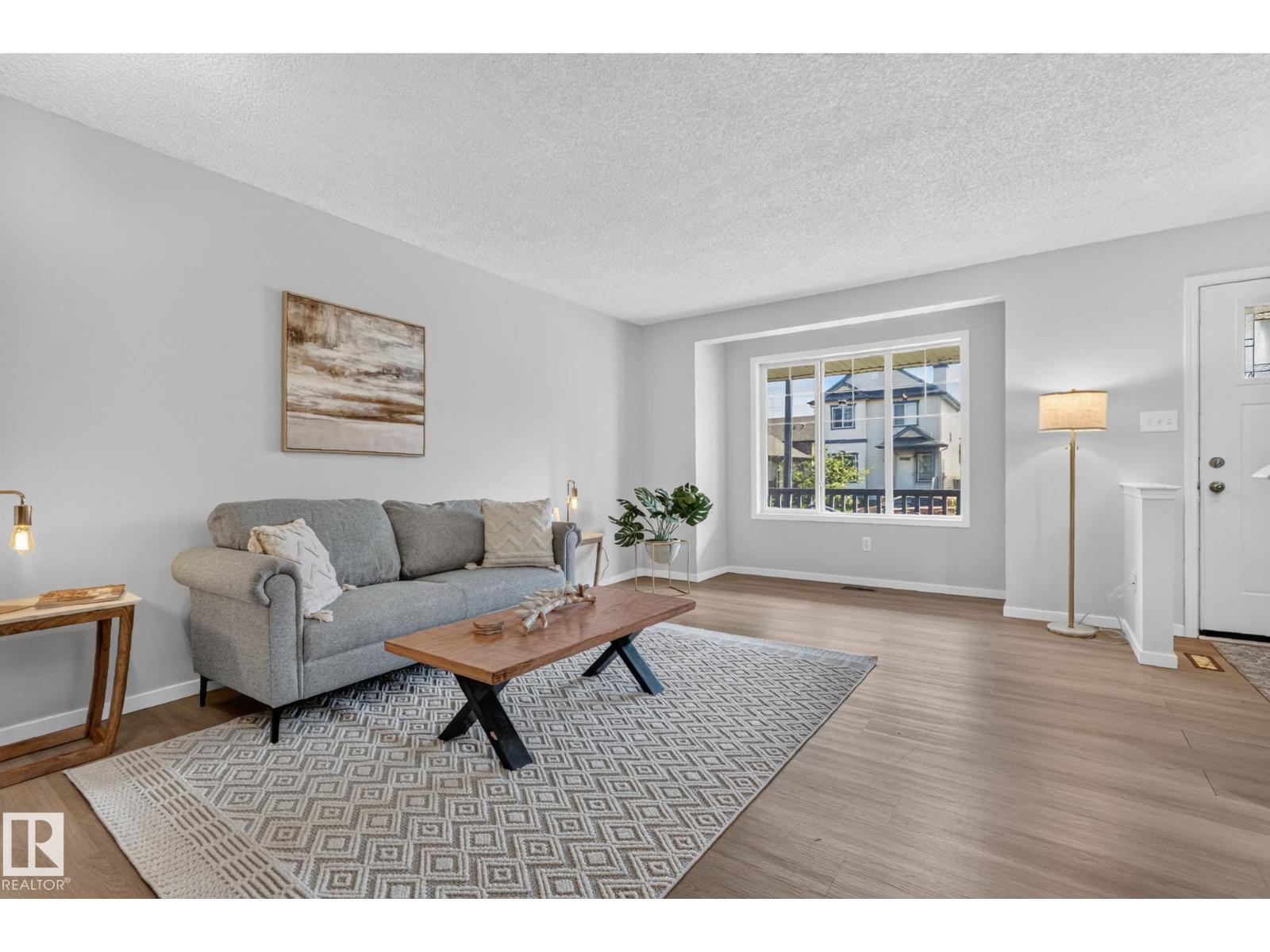 718 88A ST SW - 9