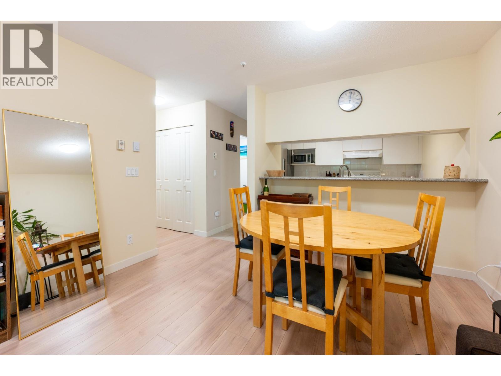 1 Bed, 1 Bath House for Sale in Vancouver – 1 1386 W 6TH AVENUE, Vancouver – MLS# R3142292 - Image 25