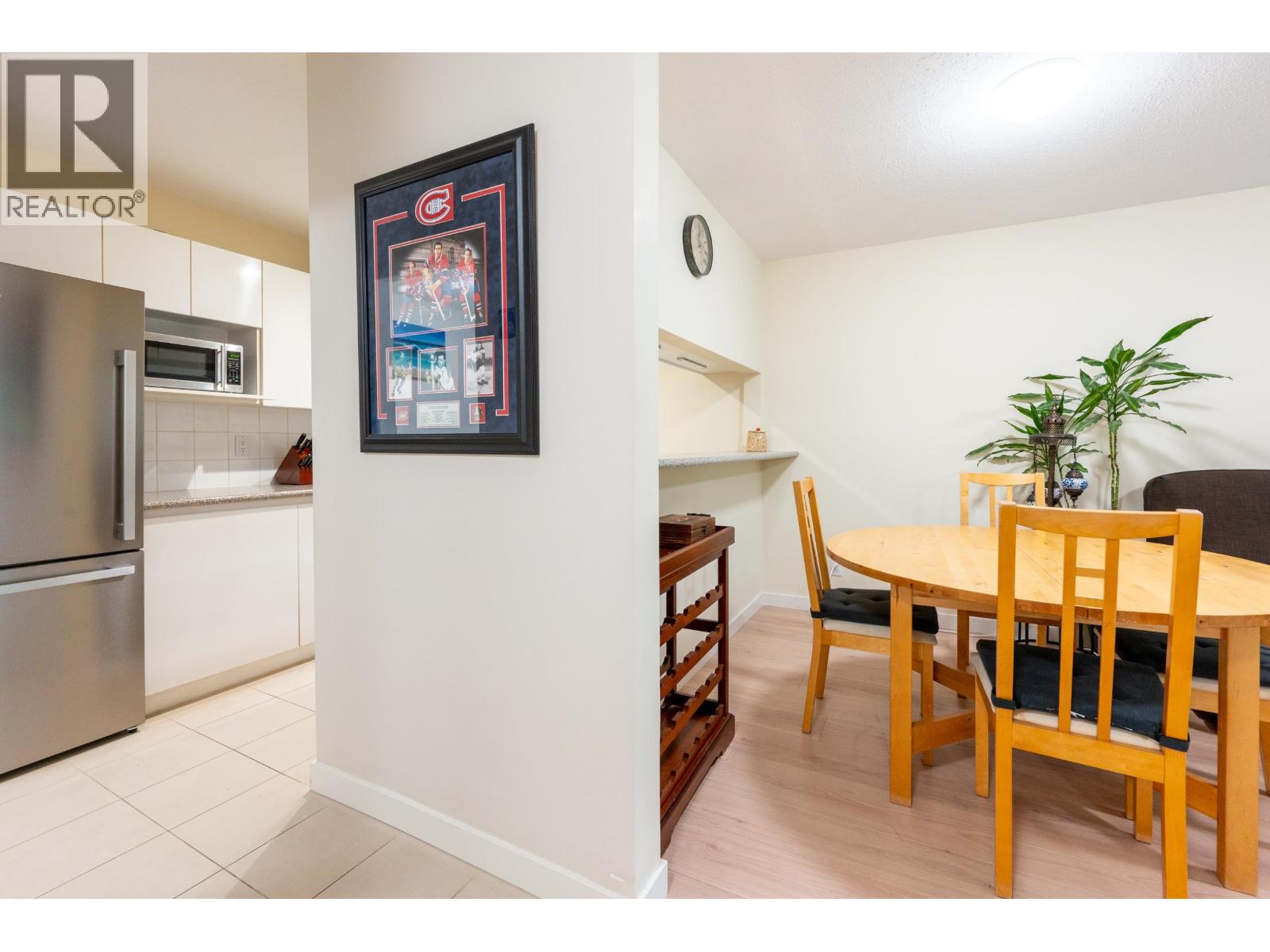 1 Bed, 1 Bath House for Sale in Vancouver – 1 1386 W 6TH AVENUE, Vancouver – MLS# R3142292 - Image 9