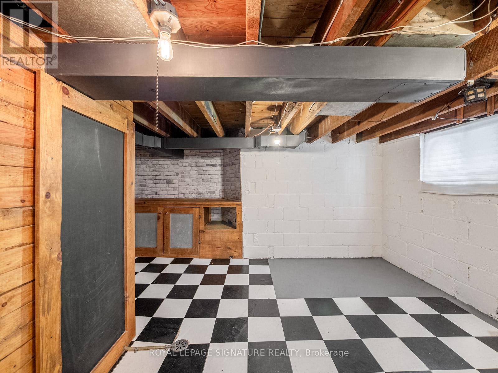 37 CHILTON ROAD - 28