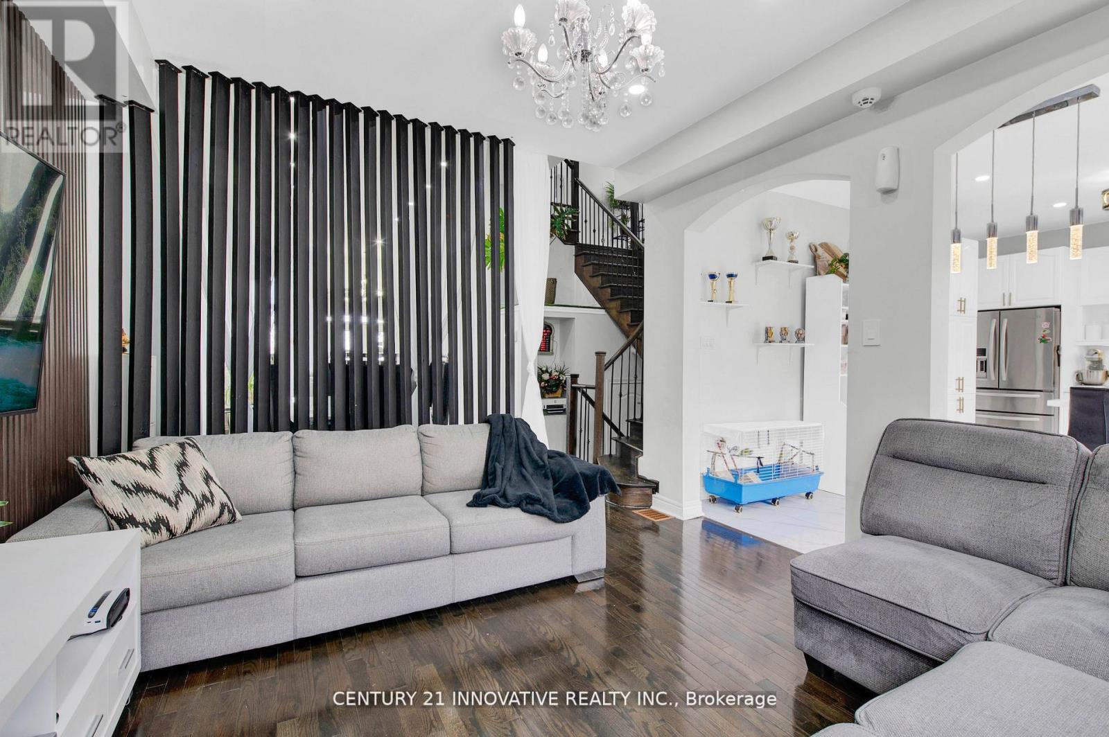 17 ARFIELD AVENUE NE - 10