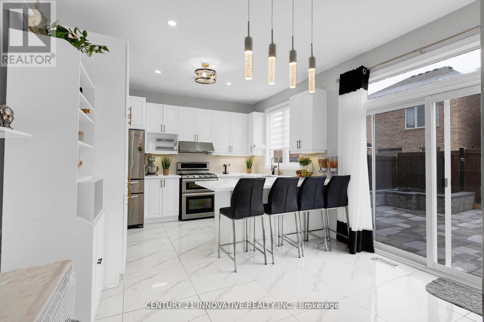 17 ARFIELD AVENUE NE - 12