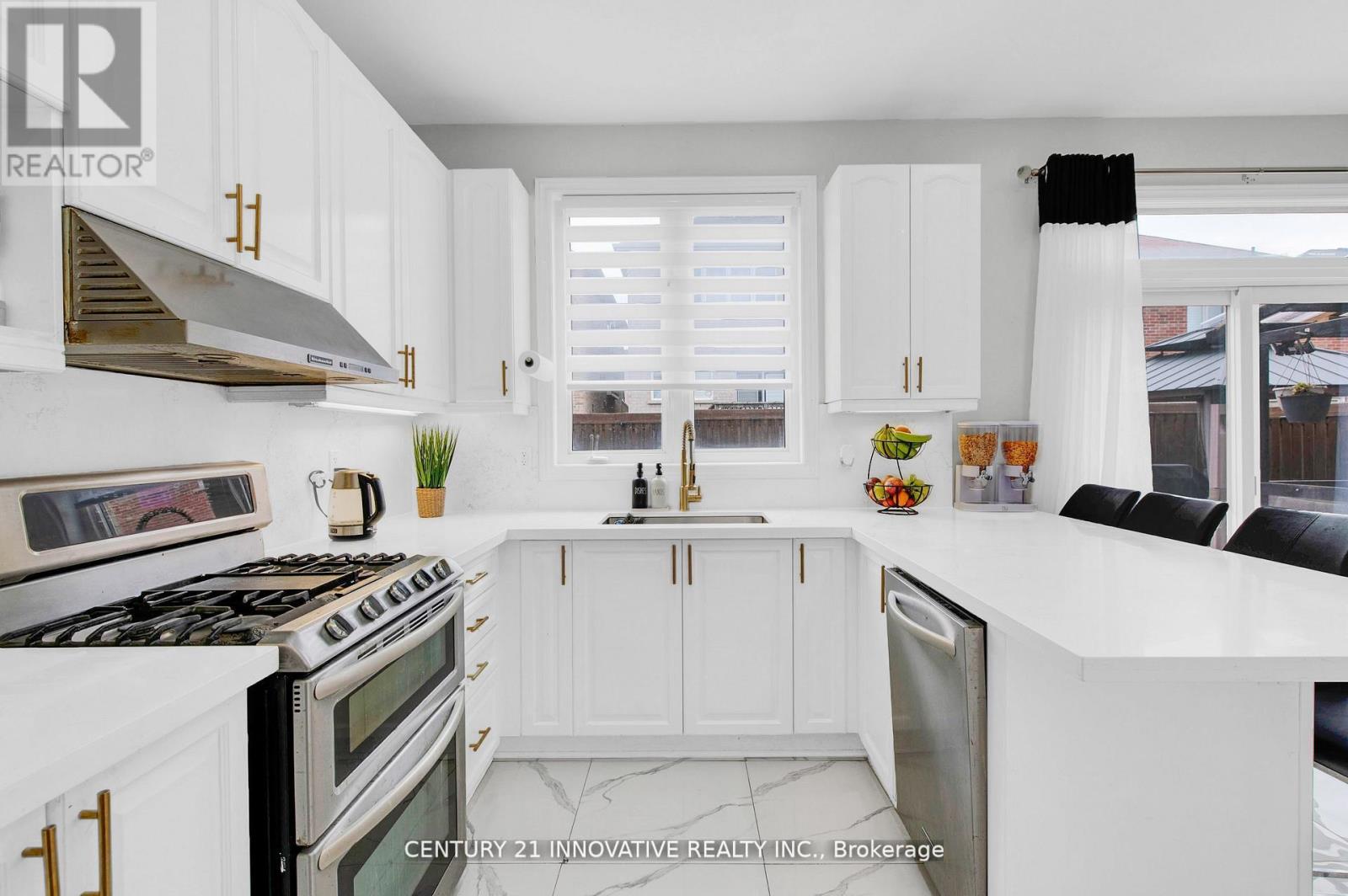 17 ARFIELD AVENUE NE - 13