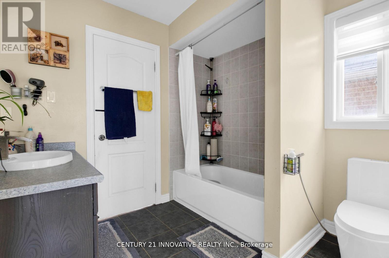 17 ARFIELD AVENUE NE - 26