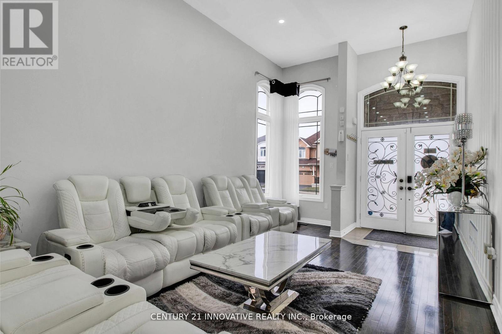 17 ARFIELD AVENUE NE - 3