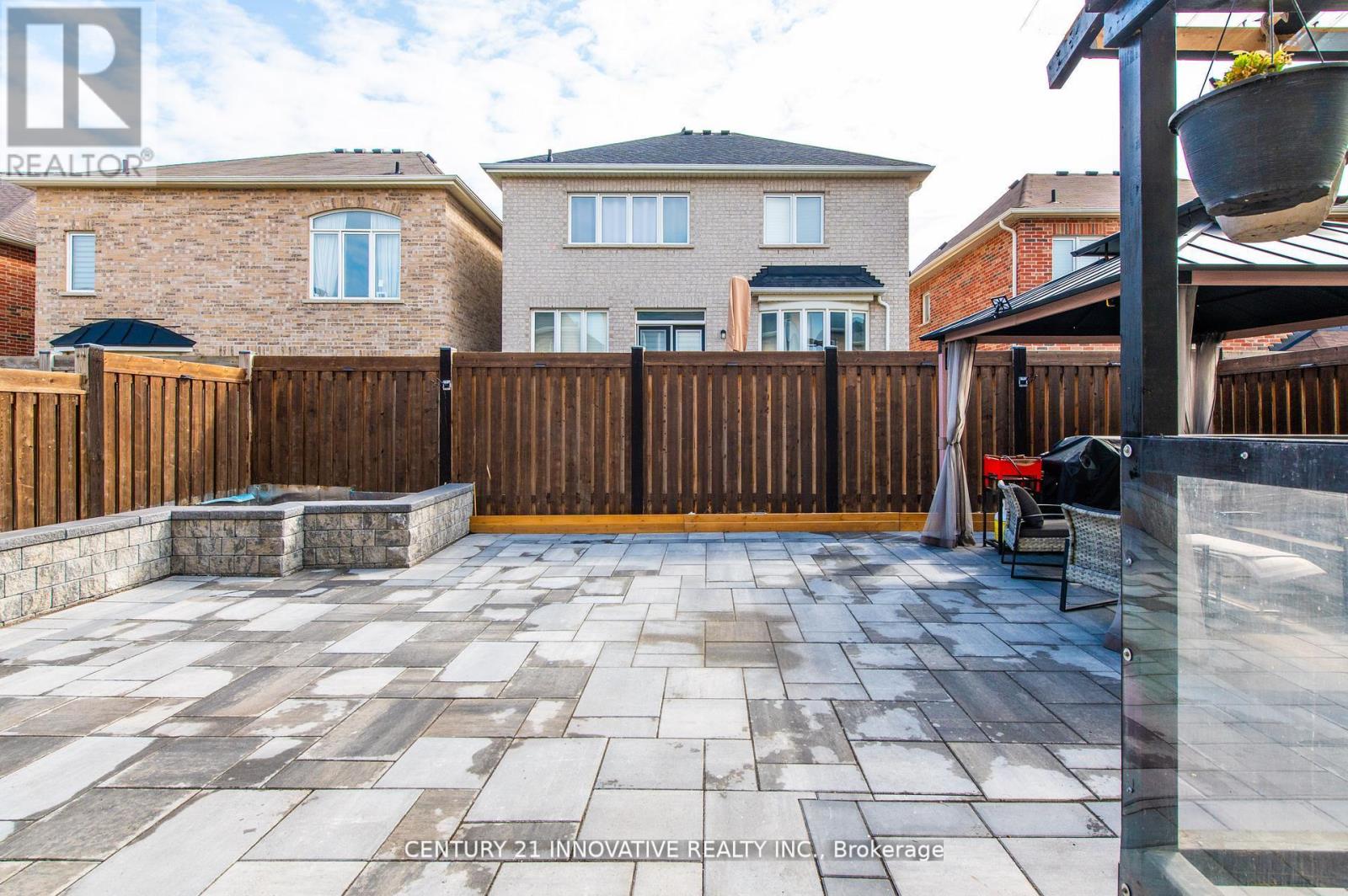 17 ARFIELD AVENUE NE - 41