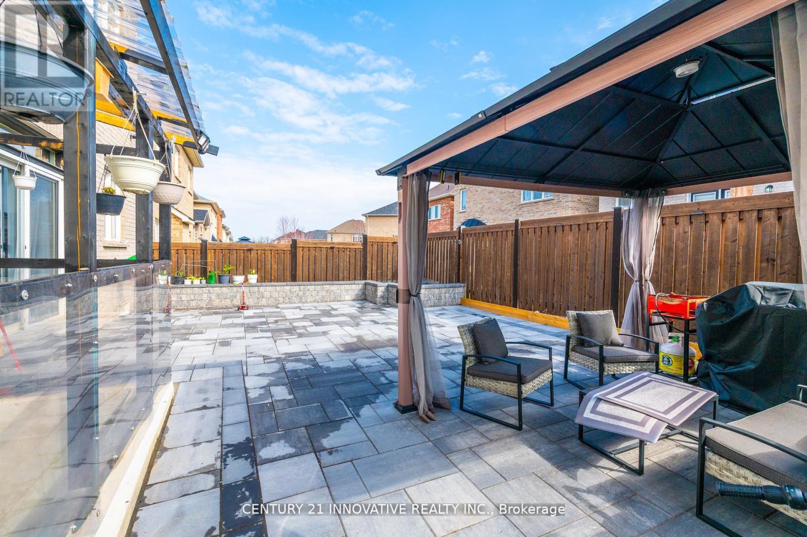 17 ARFIELD AVENUE NE - 42