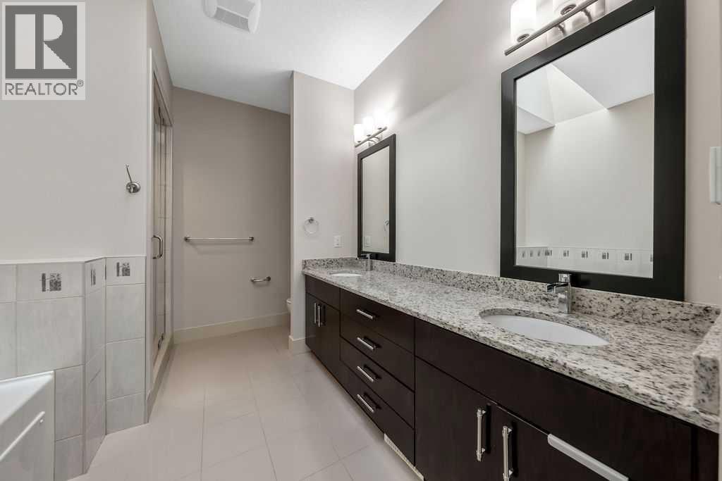 1136 17 Avenue NW - 28