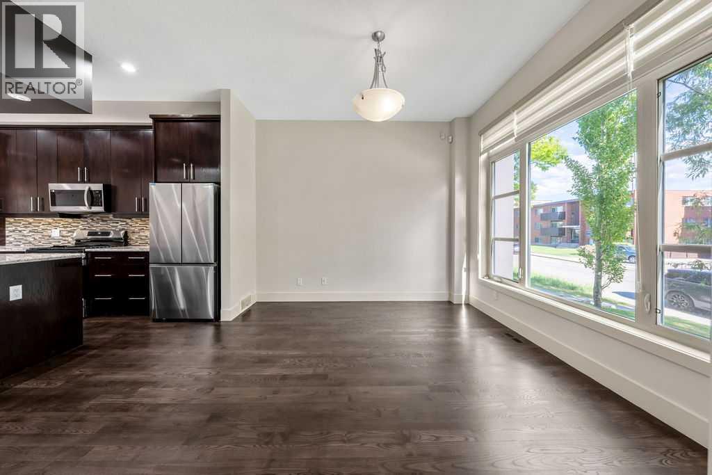 1136 17 Avenue NW - 6