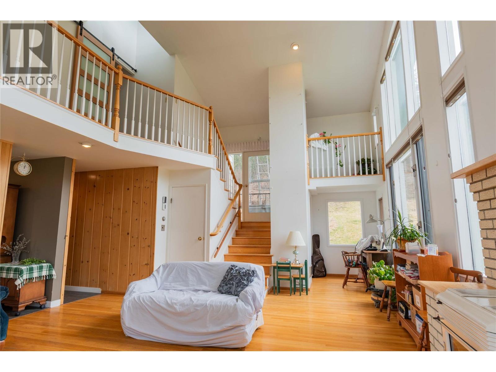 6943 KANIGAN Road - 33