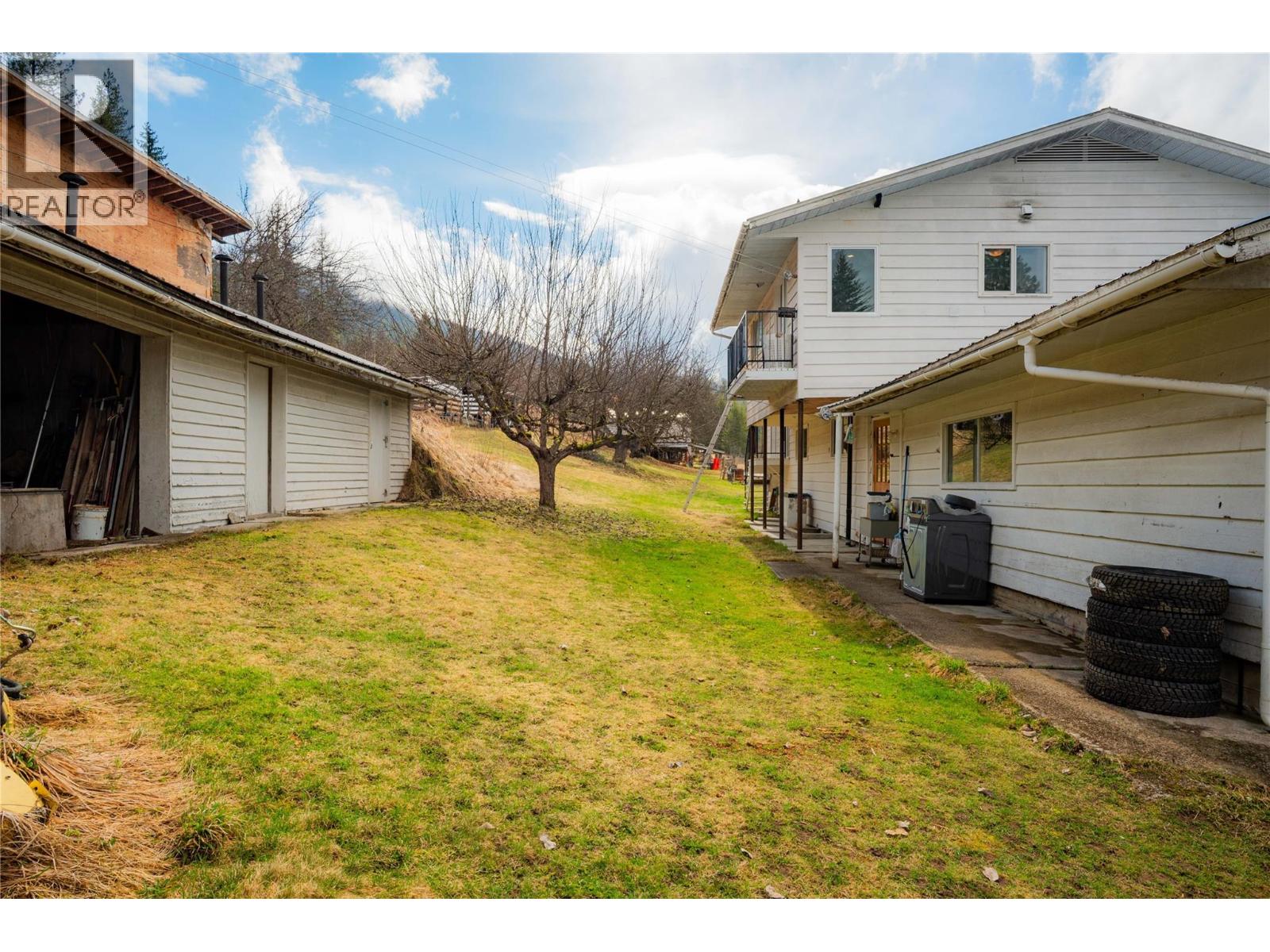 6943 KANIGAN Road - 80