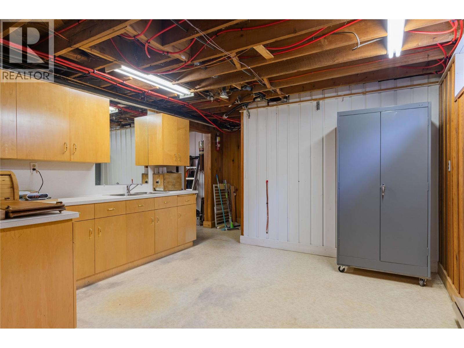 6943 KANIGAN Road - 55