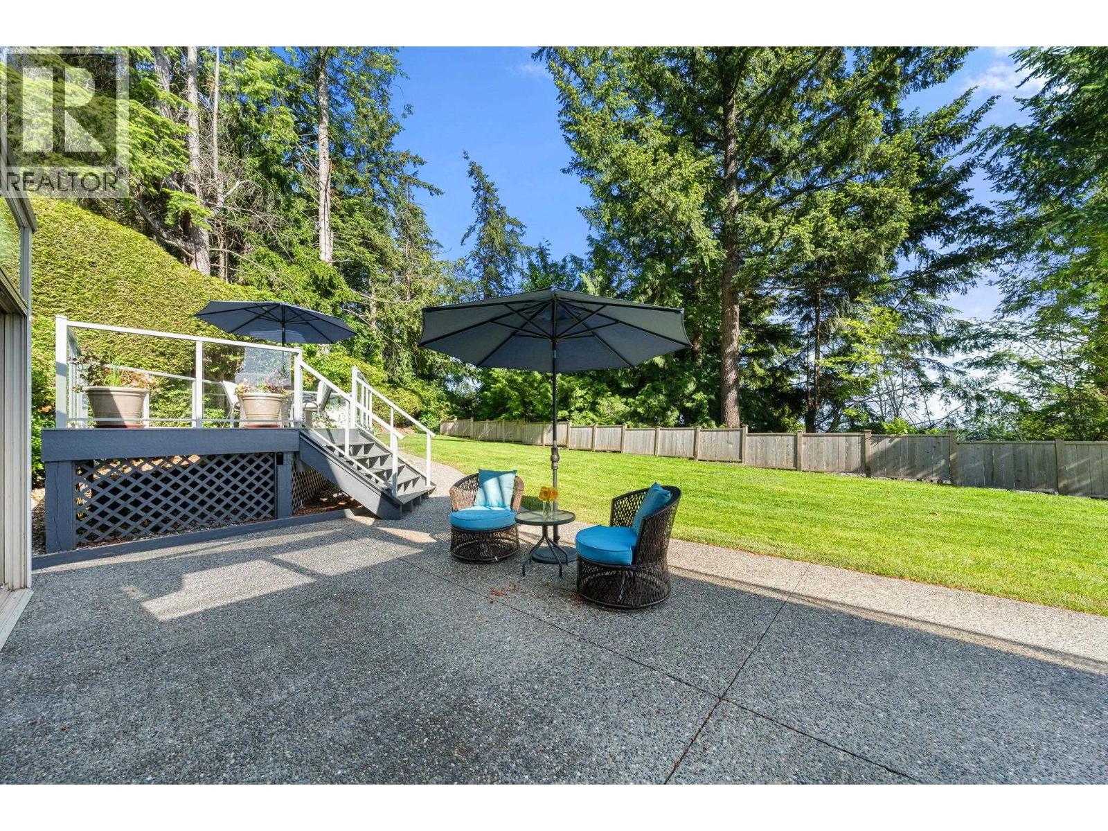 4406 WOODPARK ROAD, West Vancouver