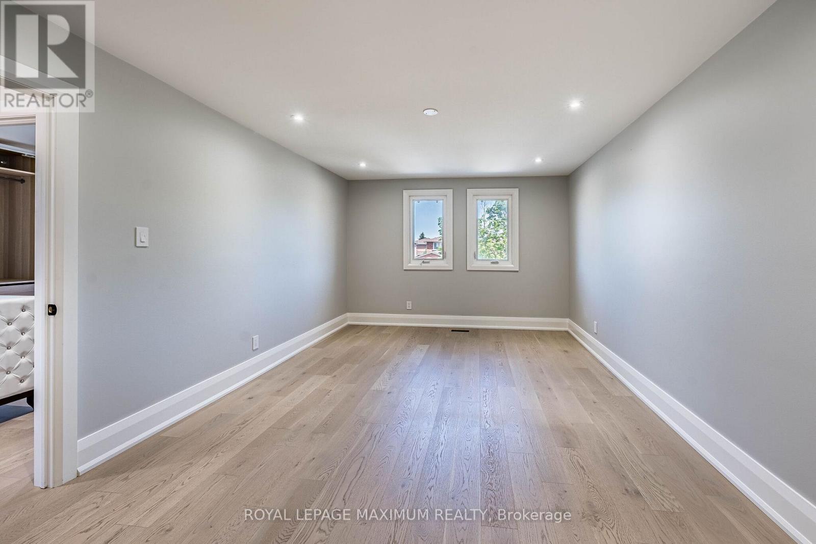 138 JACKMAN CRESCENT - 27