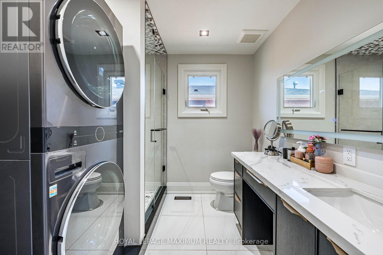 138 JACKMAN CRESCENT - 39