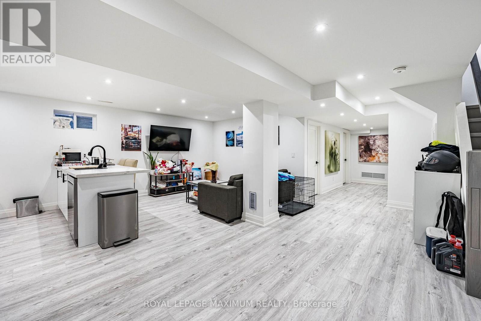 138 JACKMAN CRESCENT - 45