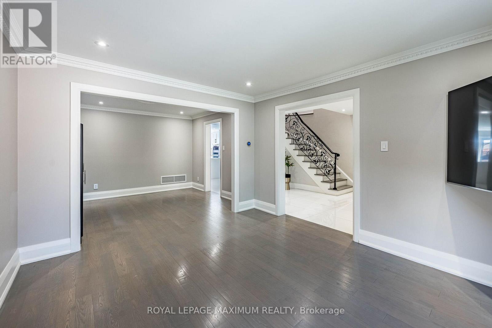 138 JACKMAN CRESCENT - 7