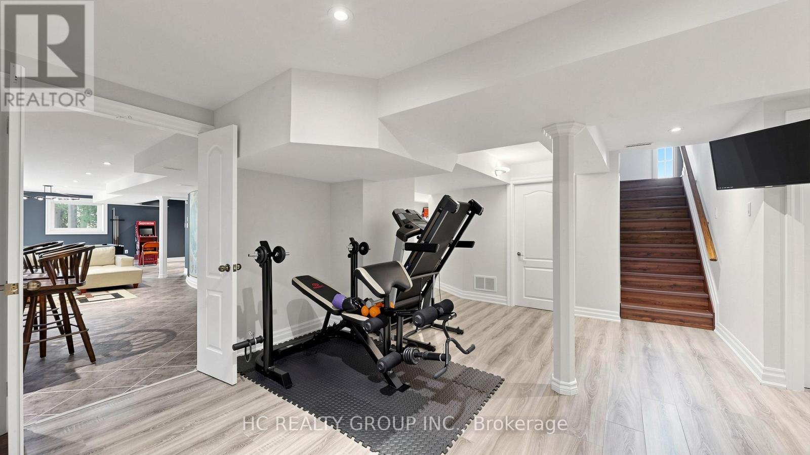 61 SHERRICK DRIVE - 37