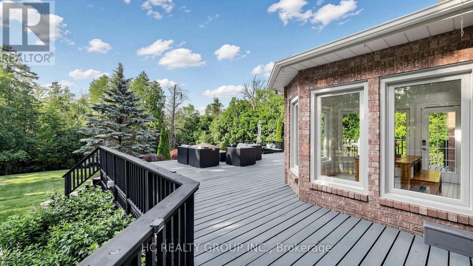 61 SHERRICK DRIVE - 41