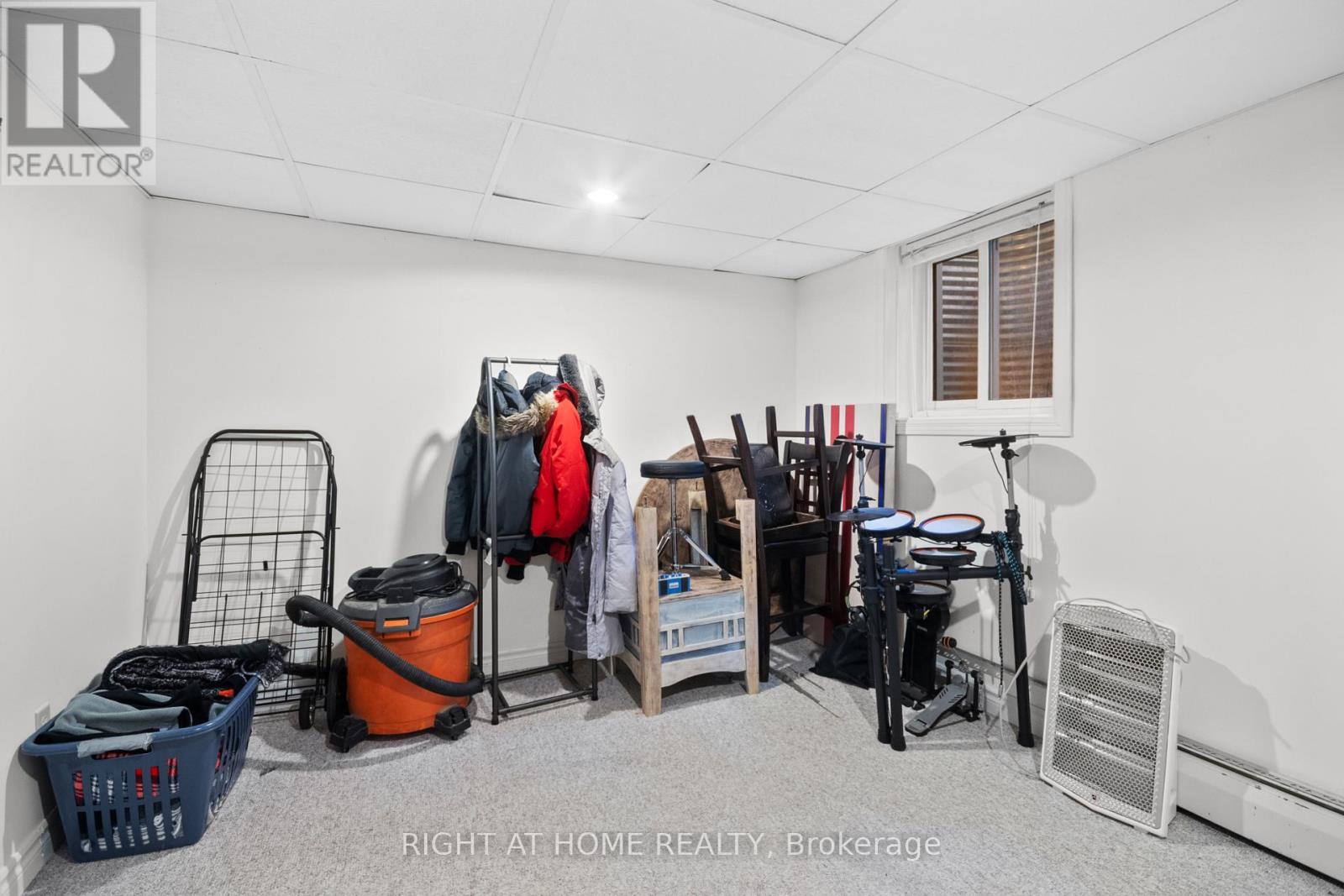 5 ARBOUR GLEN CRESCENT - 23