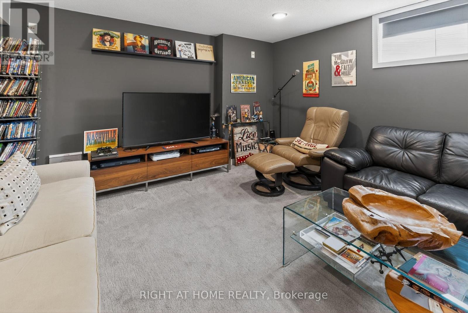28 MARTINGALE TERRACE - Image 46