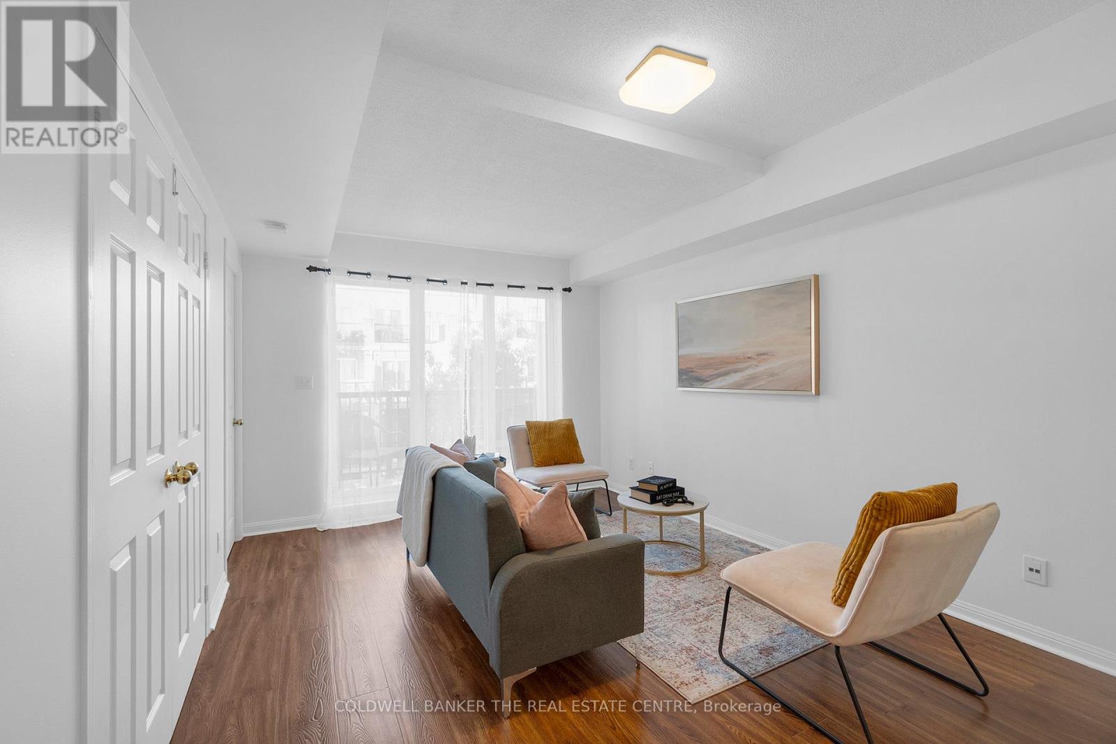 #2057 3047 FINCH AVENUE W - 5
