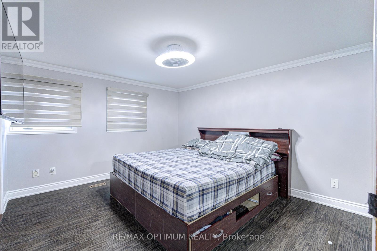 5 ROEHAMPTON CRESCENT - 11