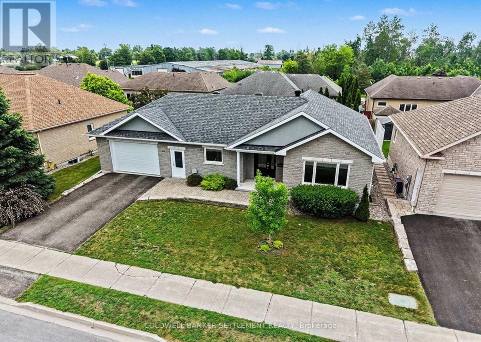 112 MAC CAMPBELL DRIVE - 2