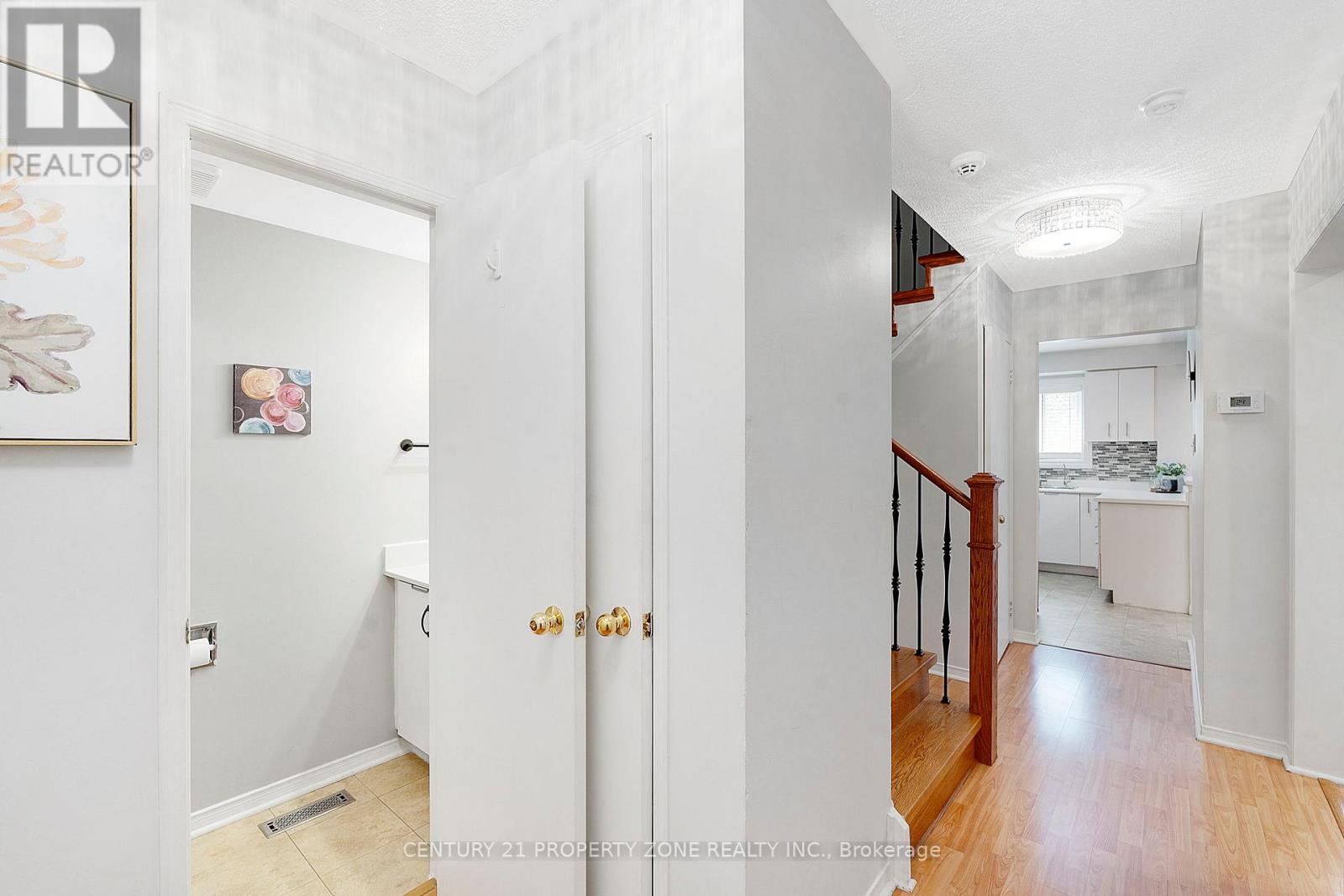 #40 5659 GLEN ERIN DRIVE - 6
