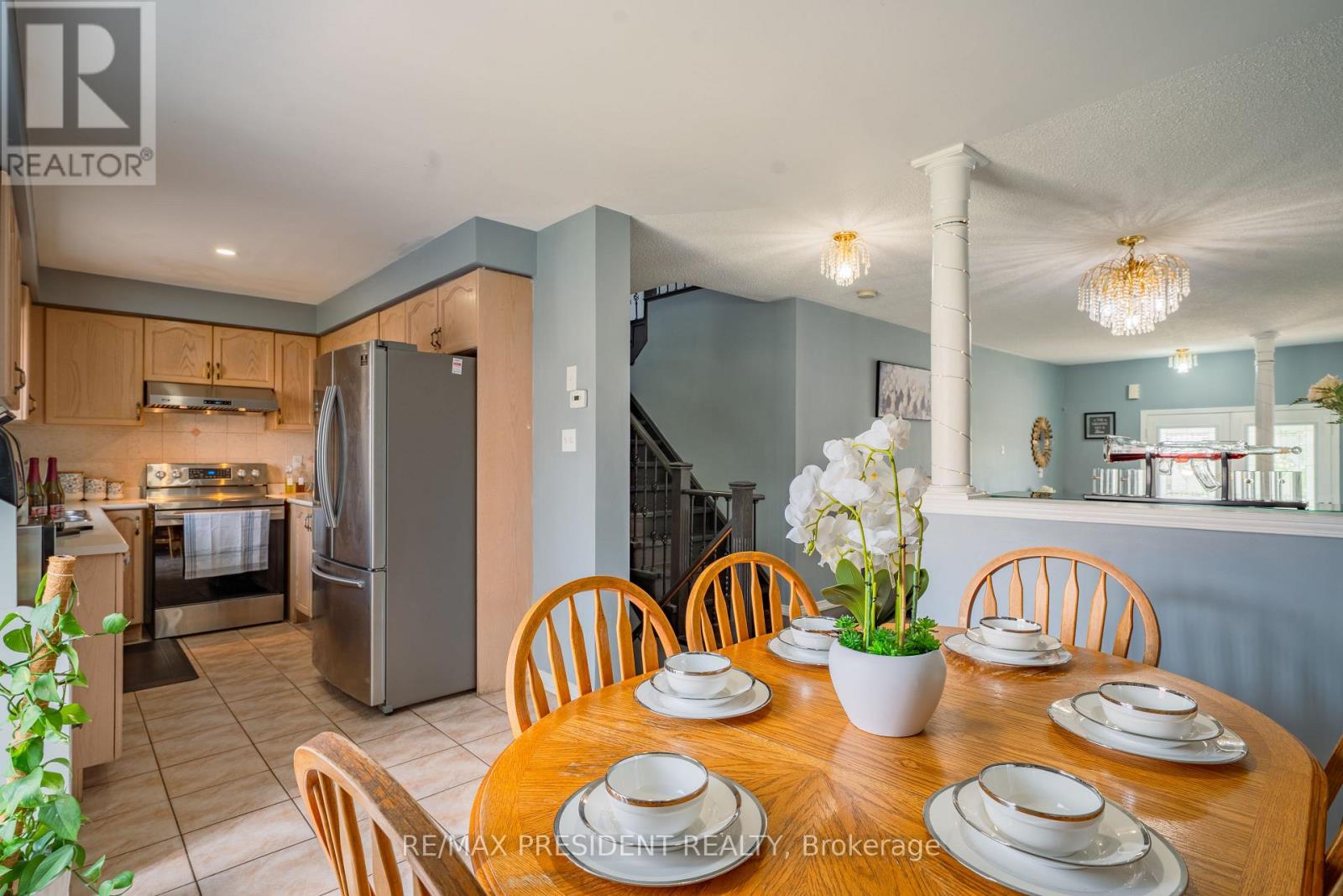 4 REDFINCH WAY - 13