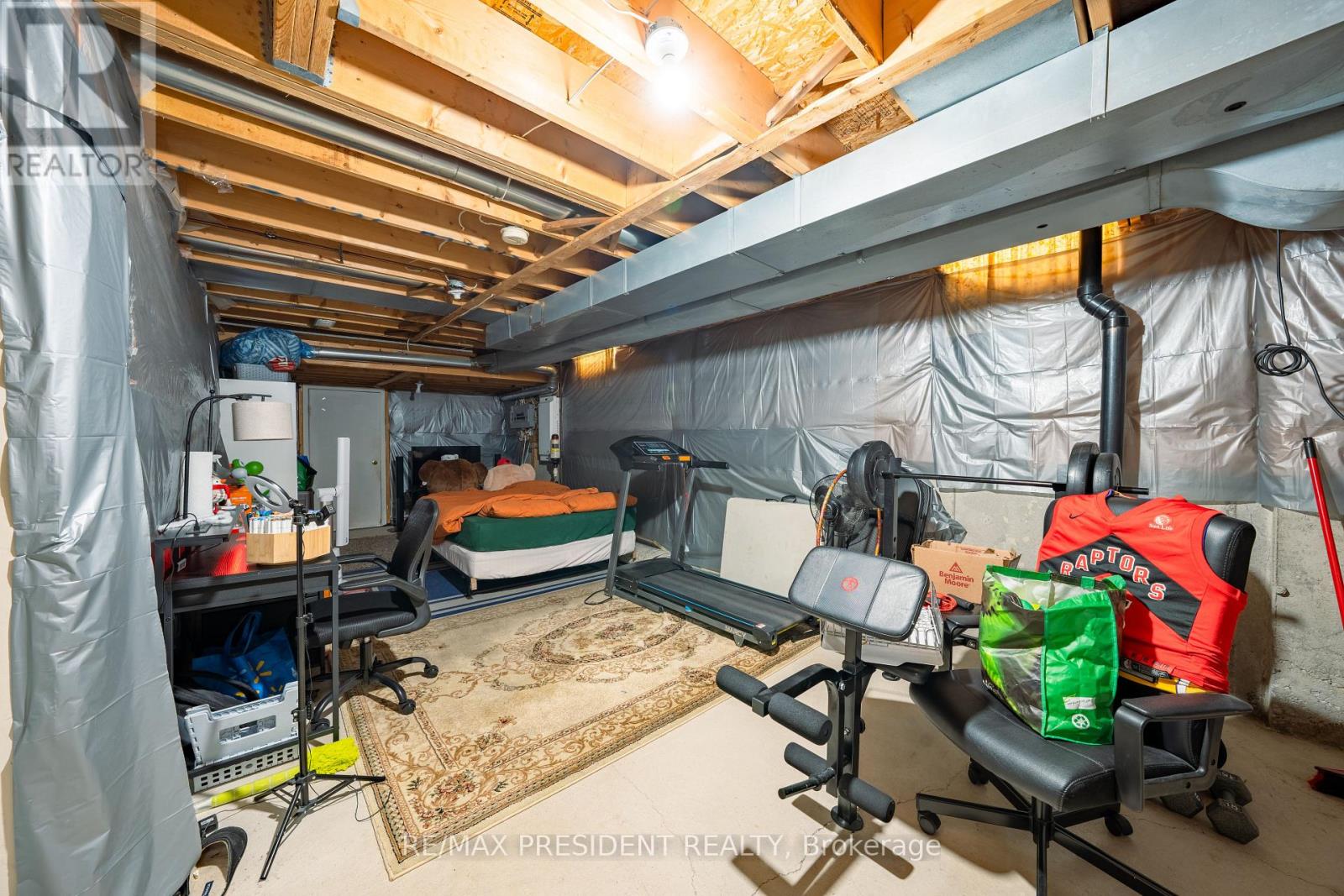 4 REDFINCH WAY - 25