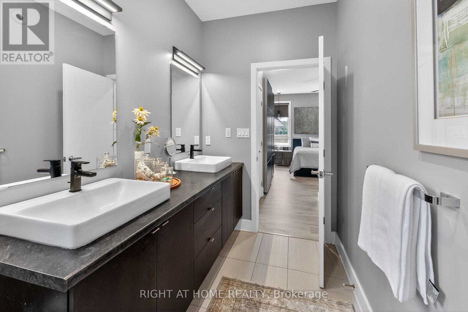 28 MARTINGALE TERRACE - Image 36