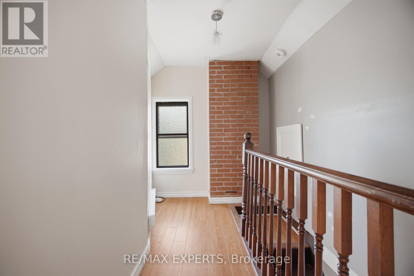 3 MAPLE AVENUE - 19