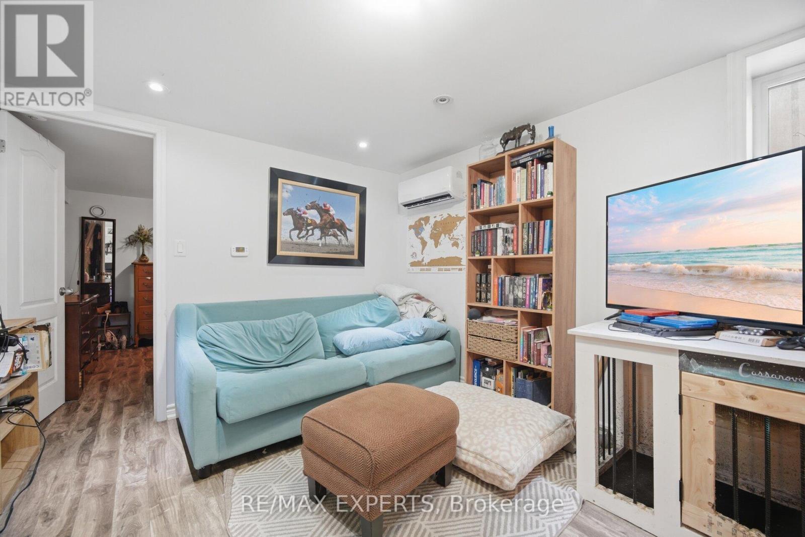 3 MAPLE AVENUE - 30