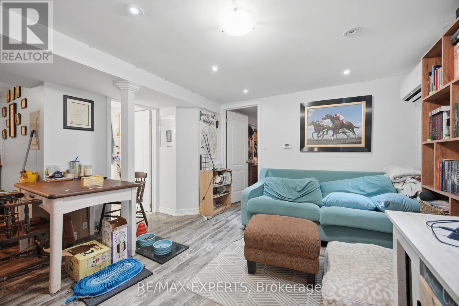 3 MAPLE AVENUE - 31