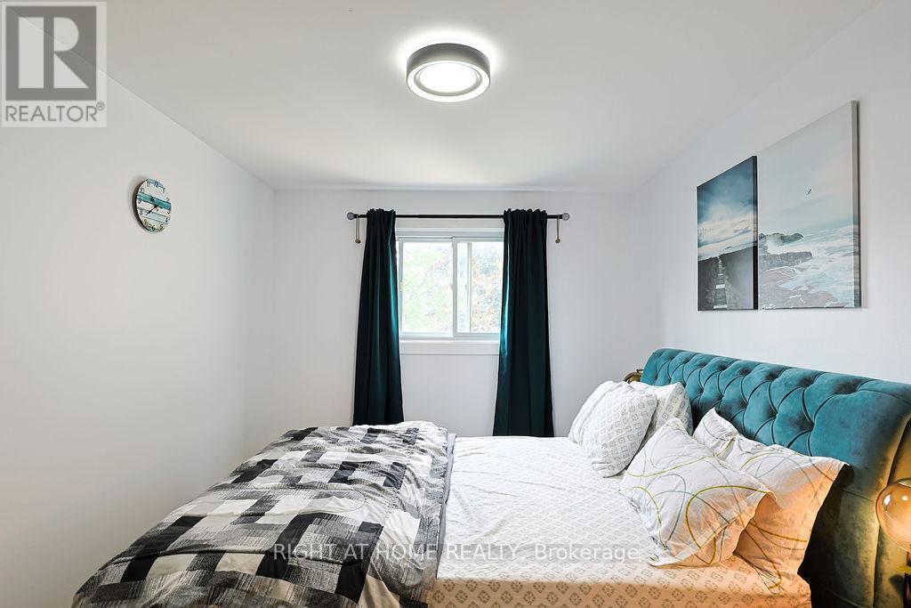 208 ADMIRAL DRIVE - Image 26