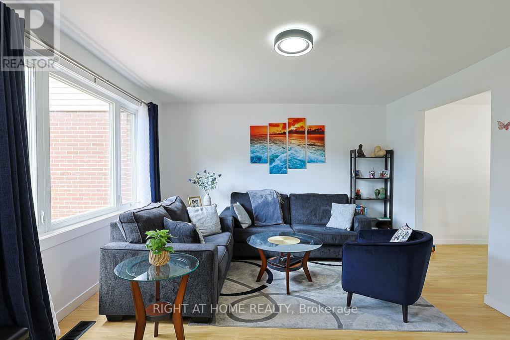 208 ADMIRAL DRIVE - 8
