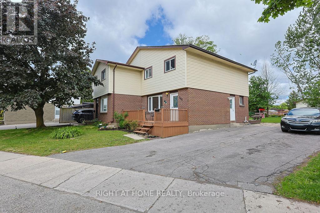 208 ADMIRAL DRIVE - Image 33