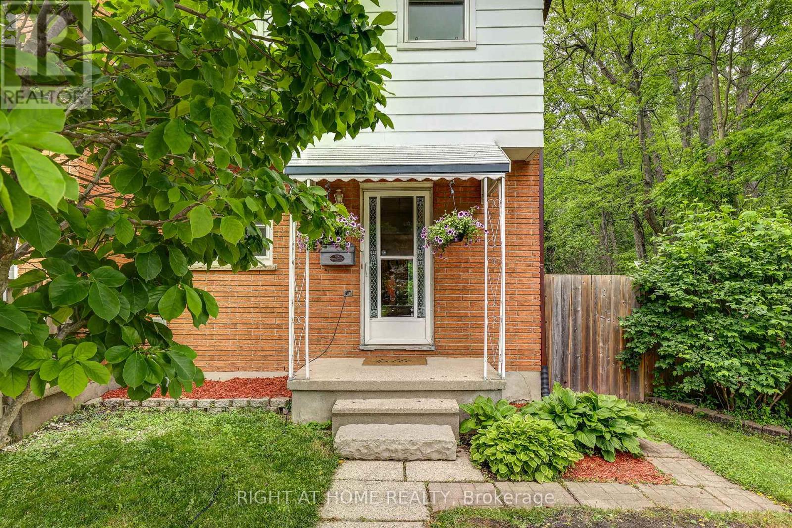 #5 81 PARKSIDE DRIVE - 2