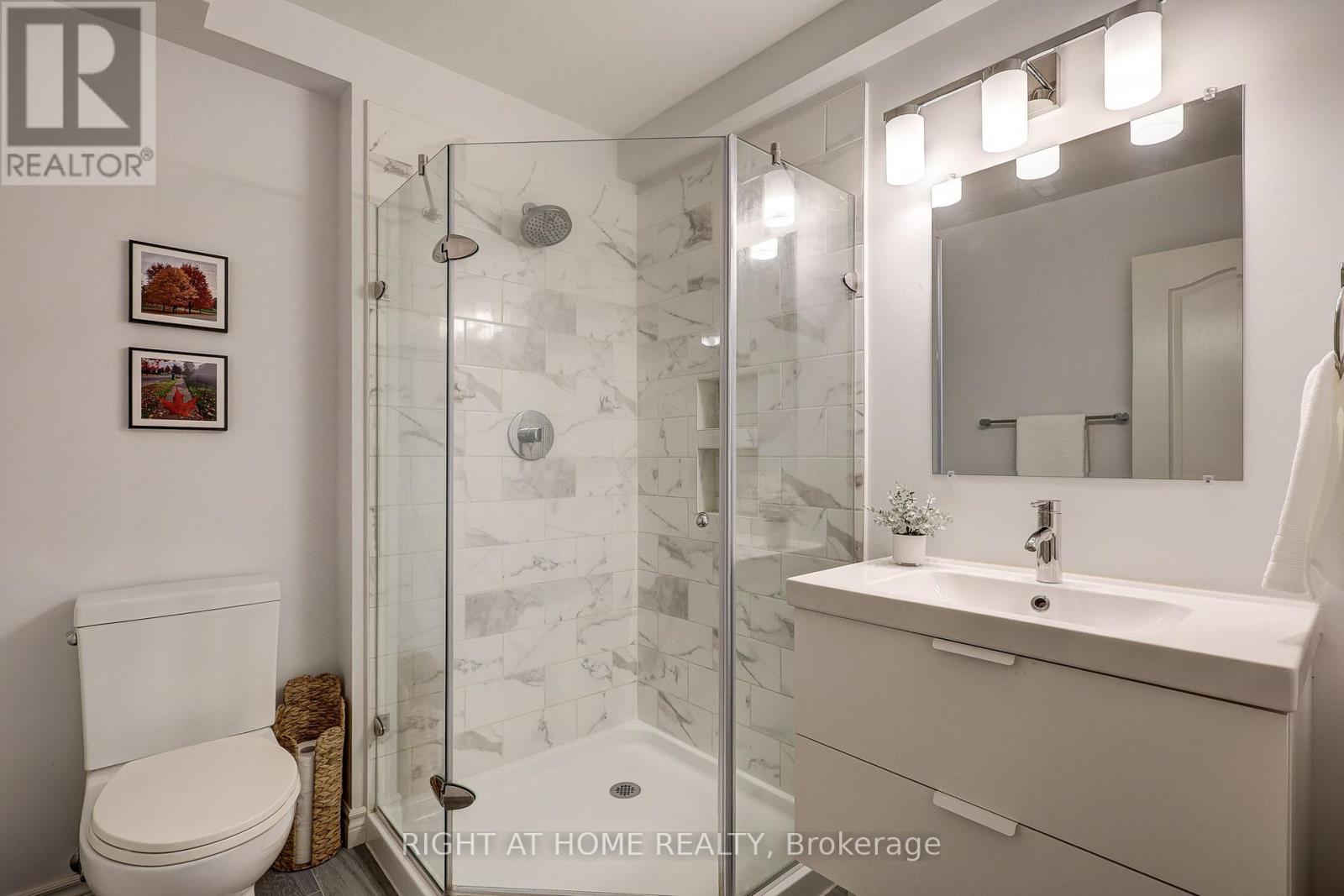 332 BROOKHAVEN PLACE - 22