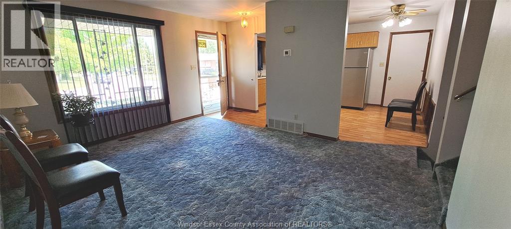 1635 COURTLAND CRESCENT - 6