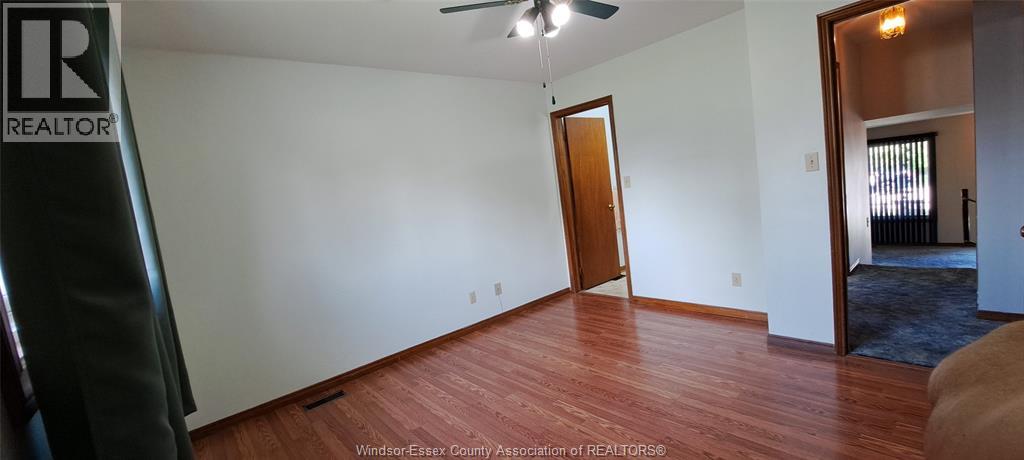 1635 COURTLAND CRESCENT - 7