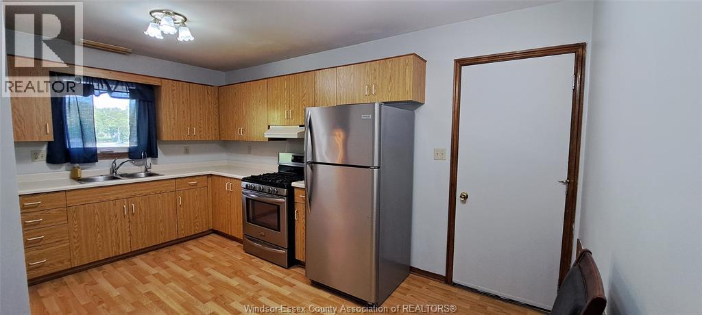 1635 COURTLAND CRESCENT - 3