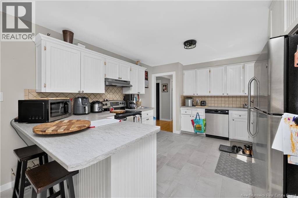 252 Buckingham Avenue - 11