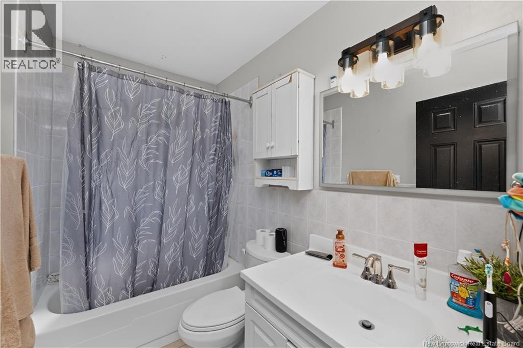 252 Buckingham Avenue - 15
