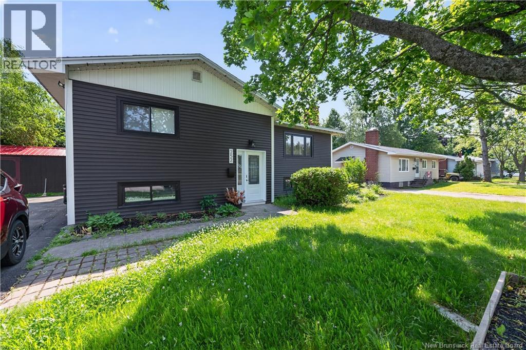 252 Buckingham Avenue - 30