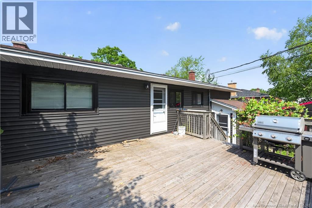252 Buckingham Avenue - 38