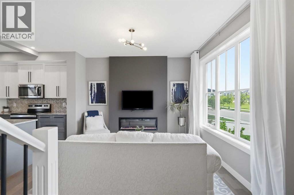 332 Lawthorn Way SE - 4